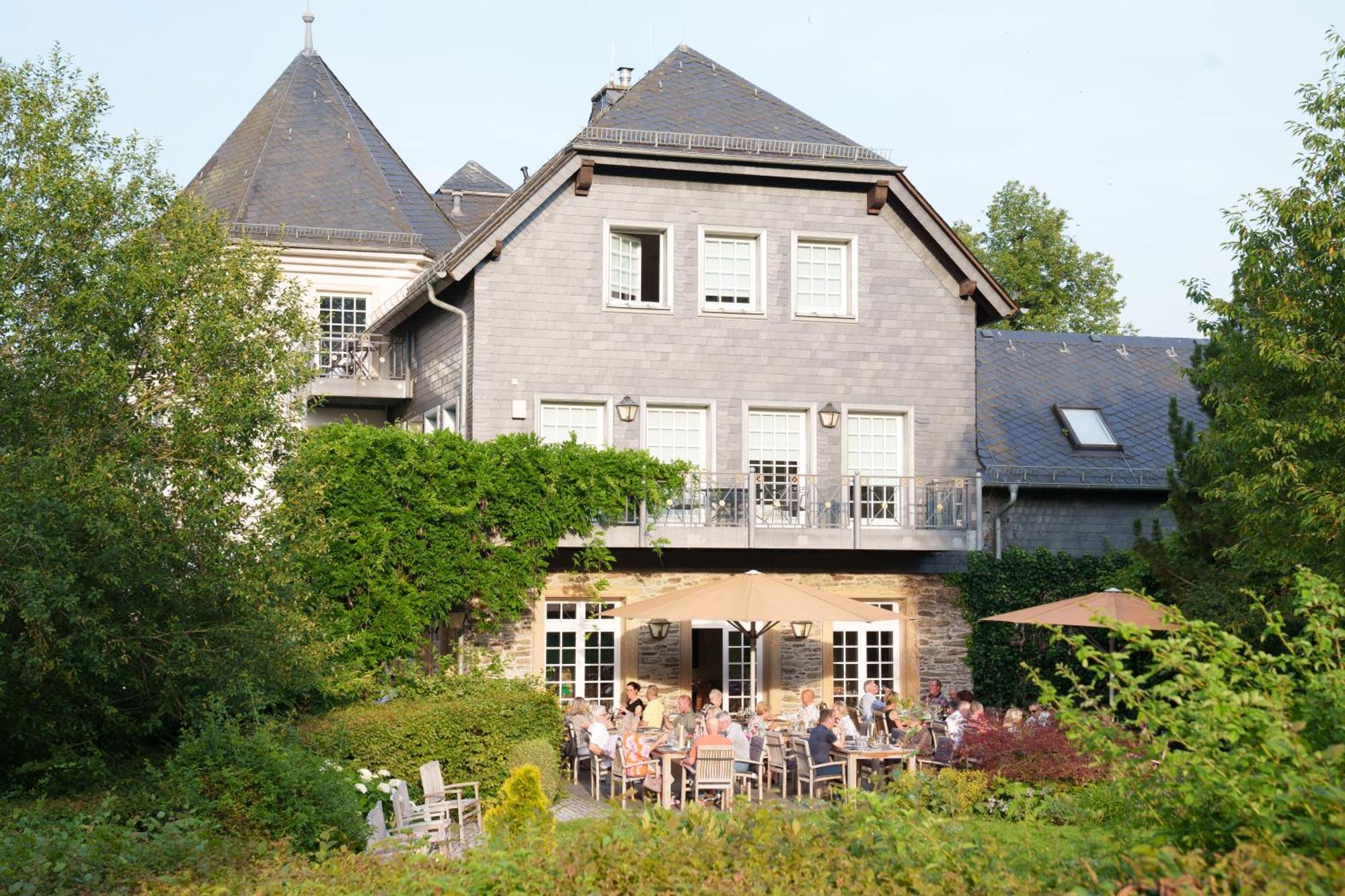 Hotel Hofgut Georgenthal Hohenstein Esterno foto