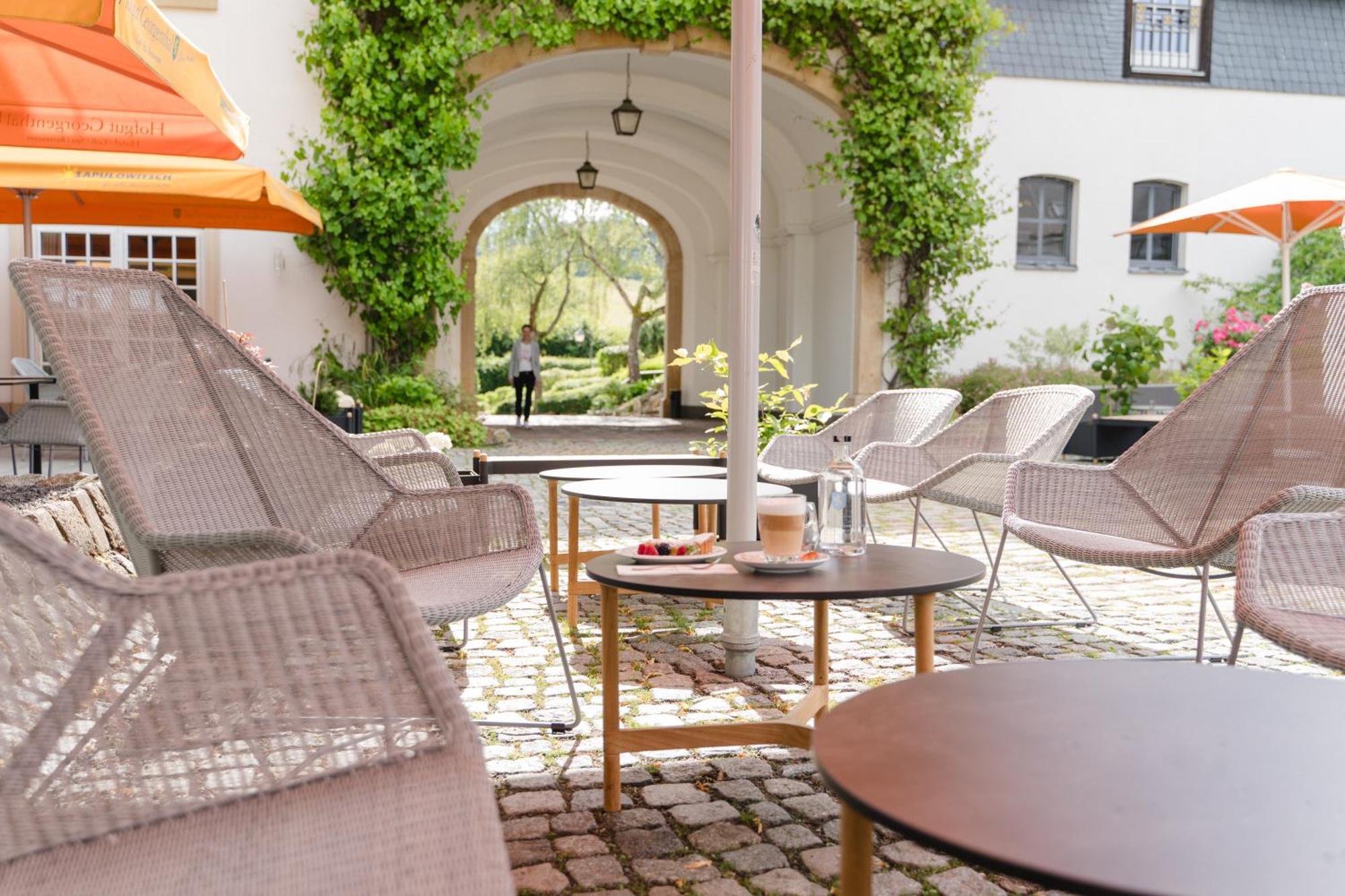 Hotel Hofgut Georgenthal Hohenstein Esterno foto
